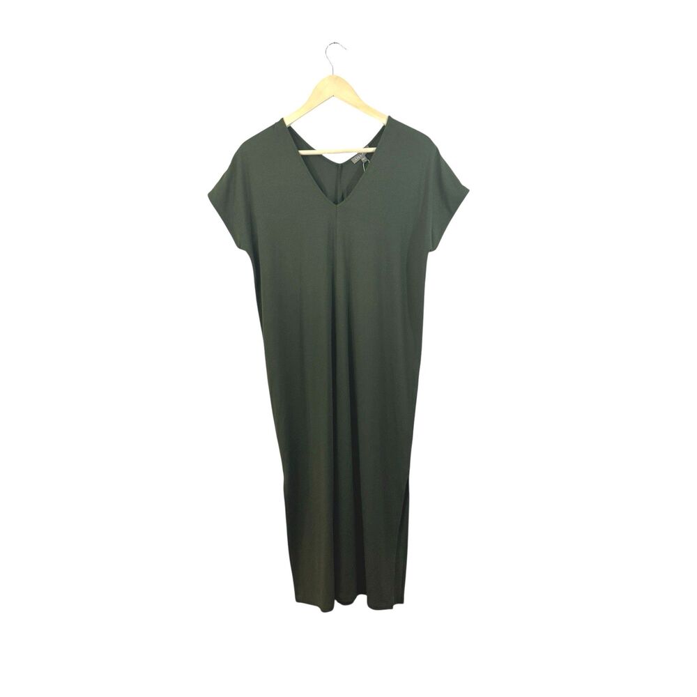 Lilla P NWT Small Midi Dress Green $150.00 Stretch Short Sleeve V-Neck Womens